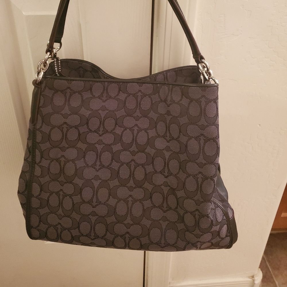 Coach shoulder bag